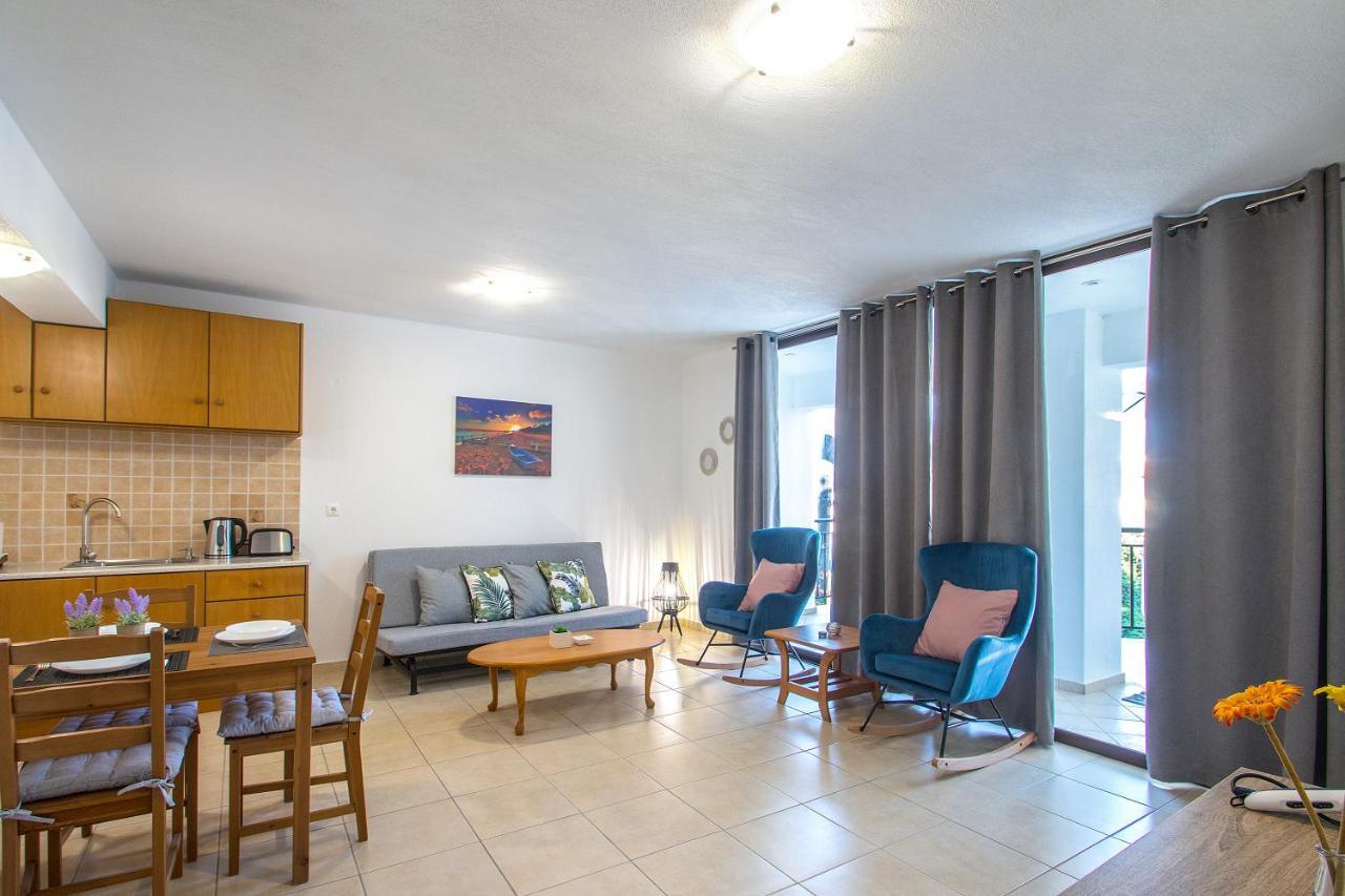 D & E Apartments Skiathos Exterior foto