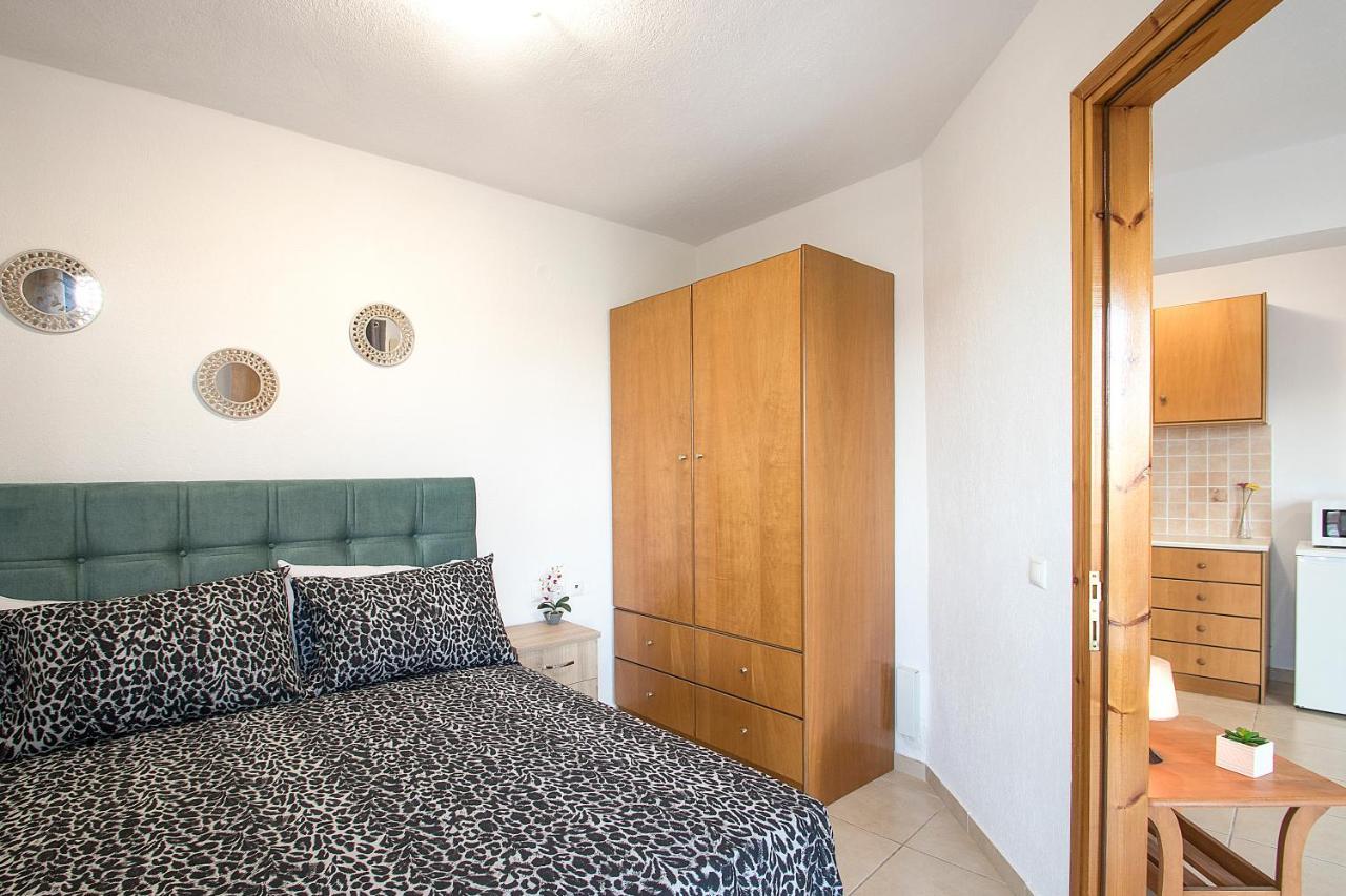 D & E Apartments Skiathos Exterior foto